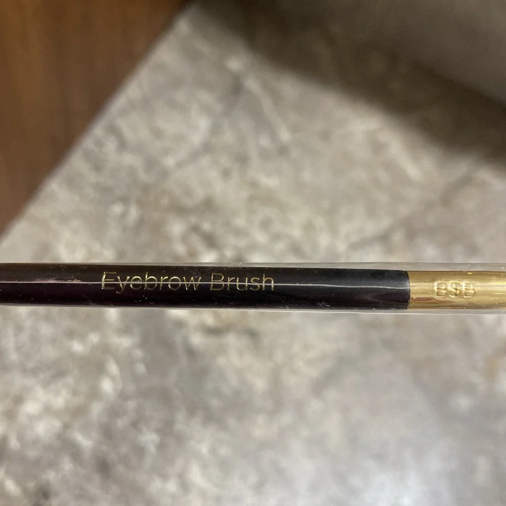 BILLION DOLLAR BRUSHES ~‎ CHARCOAL INFUSED BRISTLES EYEBROW BRUSH